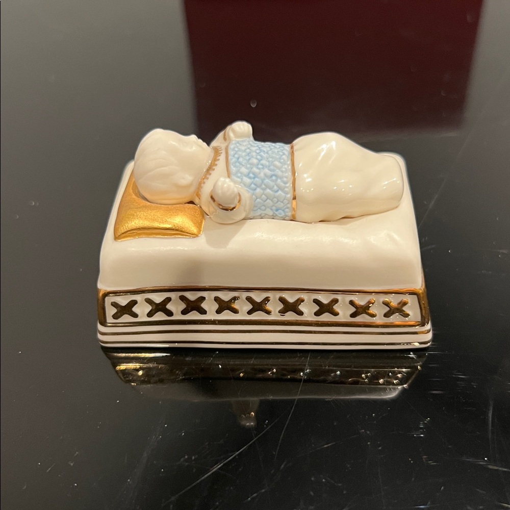 Lenox First Blessing Nativity - Baby Jesus - Picture 2 of 14